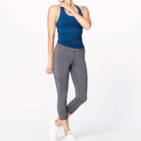 Lululemon Speed Up Crop (21”) Leggings - Pant Heathered Black - Size 4 - Picture 3 of 11